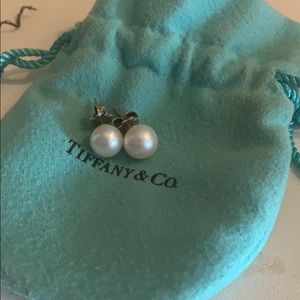 Tiffany pearls